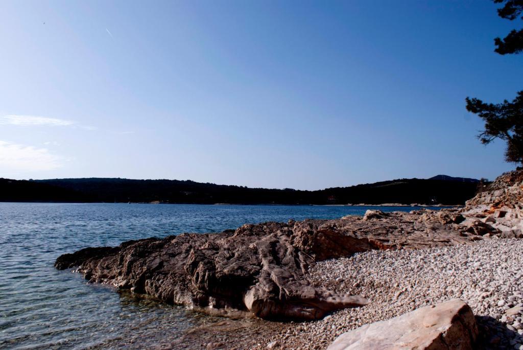 Pansion Ana Hotel Mali Lošinj Exterior foto
